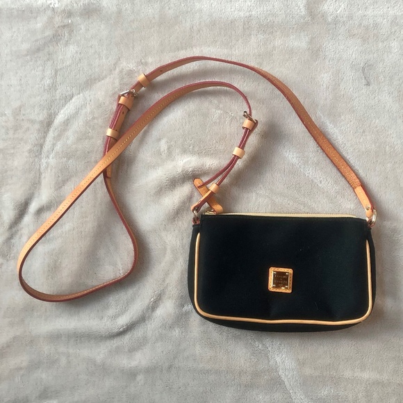 Dooney & Bourke Handbags - Dooney & Bourke Saffiano Lexi Crossbody in Black Canvas